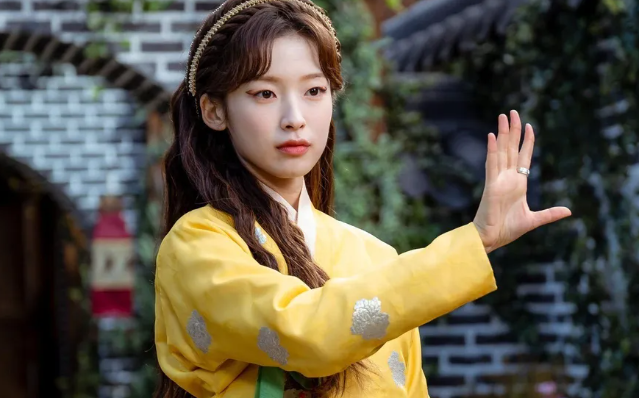 Review Film Alchemy of Souls: Fantasi Romansa Penyihir